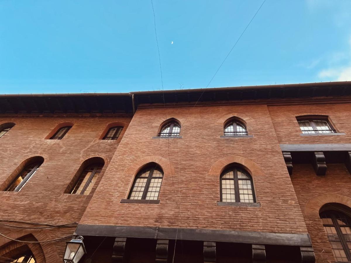 Lovely 2 Bedroom Apartment Nearby Piazza Maggiore Bolonha Exterior foto